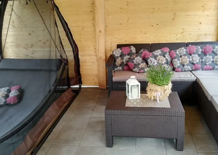 Osada Kalinowa Nowecin Sauna 度假居 *